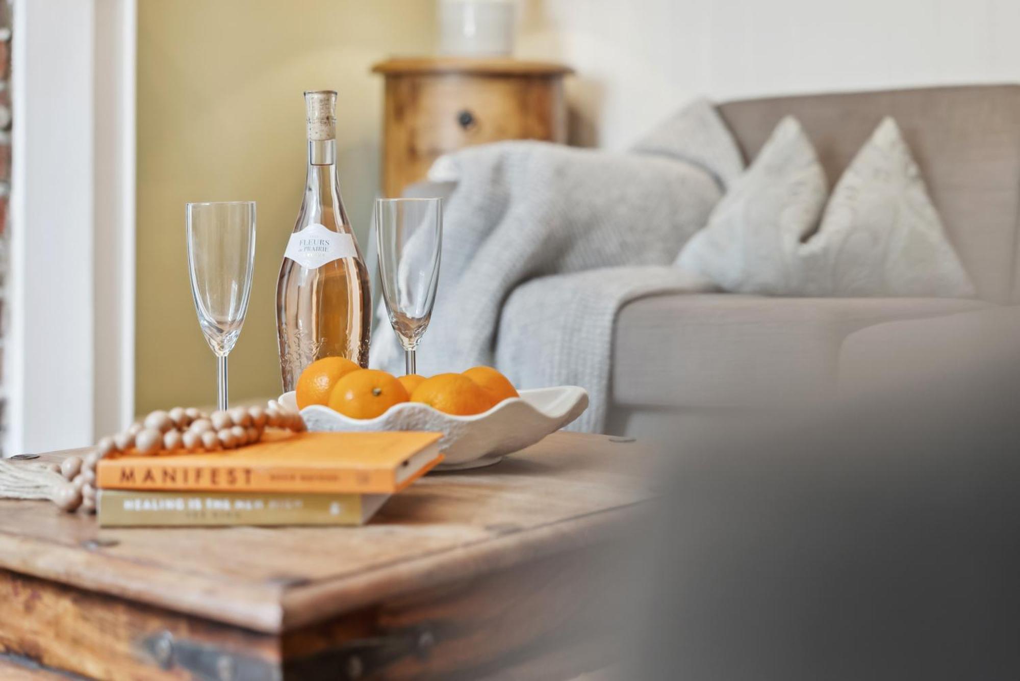 2 Bedrooms Stunning Westgate Cottage Retreat, Central Winchester, Free On-Street Parking Permit, With Garden Close To Cathedral - Sleeps 6, Pets Are Welcome, Summer Special Offer! - By Blue Puffin Stays Dış mekan fotoğraf